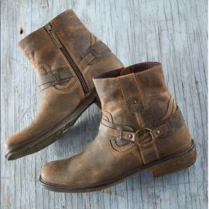 NWT men’s brown leather Roan boots size 11.5